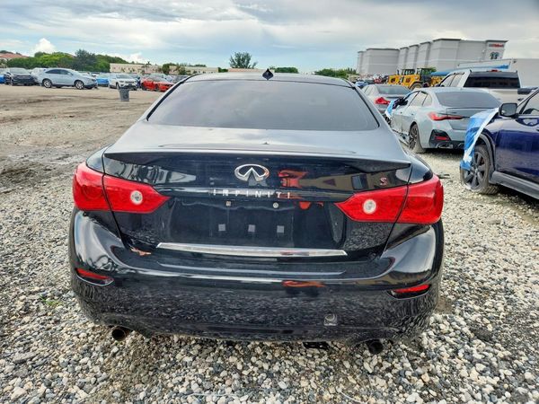 2016 INFINITI Q50