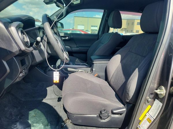 2018 TOYOTA TACOMA