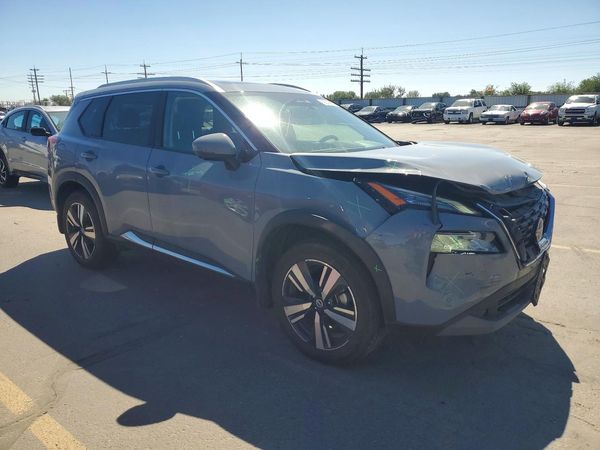2021 NISSAN ROGUE SL — Passenger 3/4