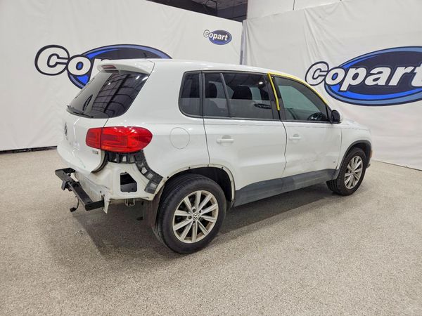 2017 VOLKSWAGEN TIGUAN