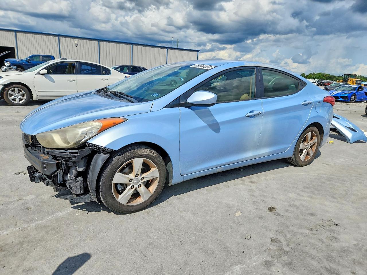 2013 HYUNDAI ELANTRA