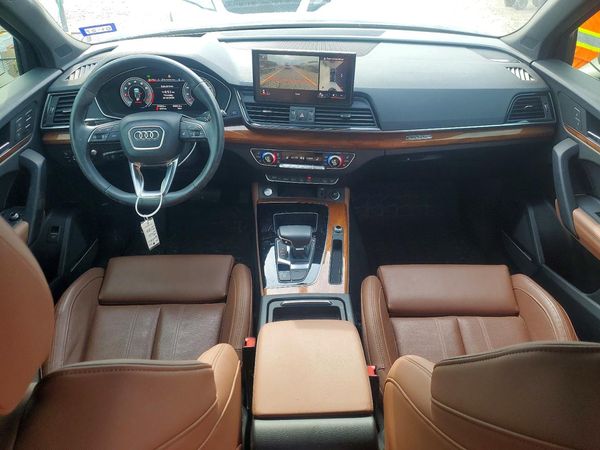 2022 AUDI Q5 S Line quattro Prestige