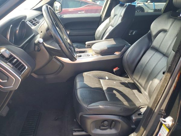 2016 LAND ROVER RANGEROVER SE — DENT