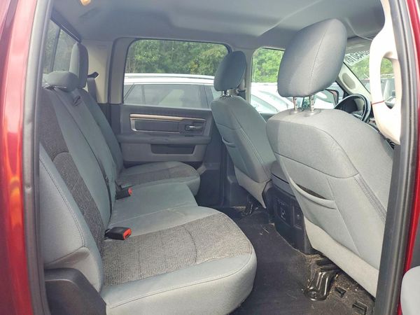 2017 RAM 1500 SLT