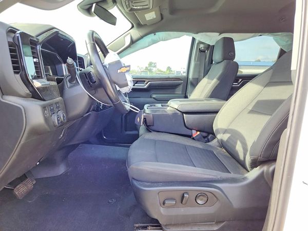 2022 CHEVROLET SILVERADO LT — DENT