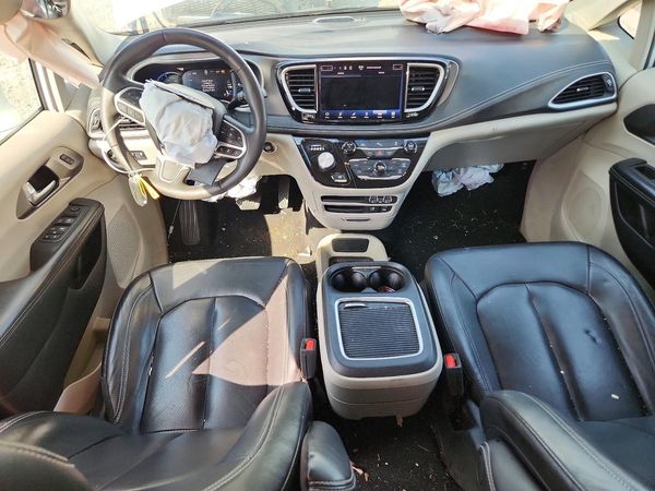 2022 CHRYSLER PACIFICA Touring L — CKPT