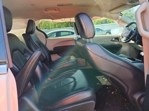 2022 CHRYSLER PACIFICA Touring L — PSRS