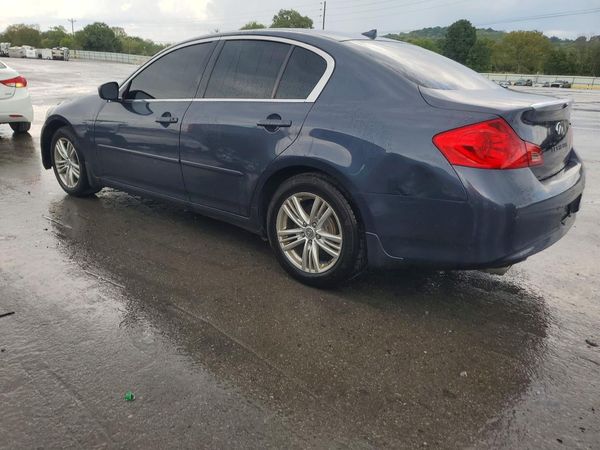 2013 INFINITI G37