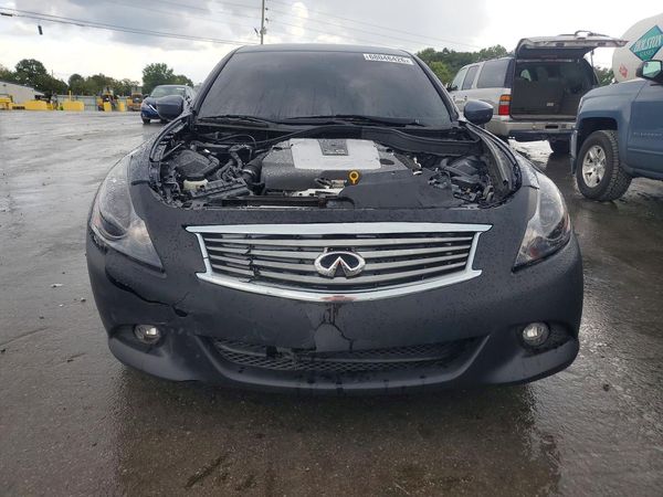 2013 INFINITI G37