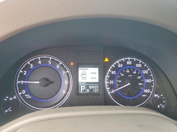 2013 INFINITI G37