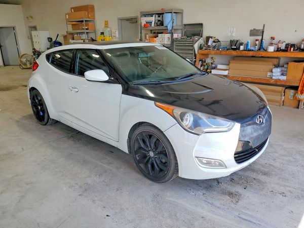 2013 HYUNDAI VELOSTER