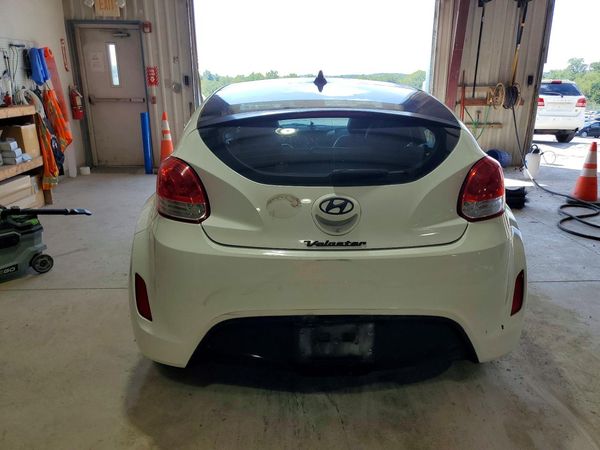 2013 HYUNDAI VELOSTER
