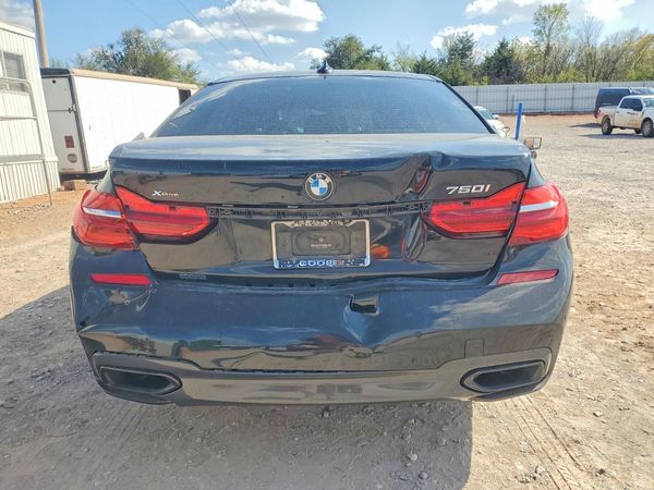 2017 BMW 750 xDrive