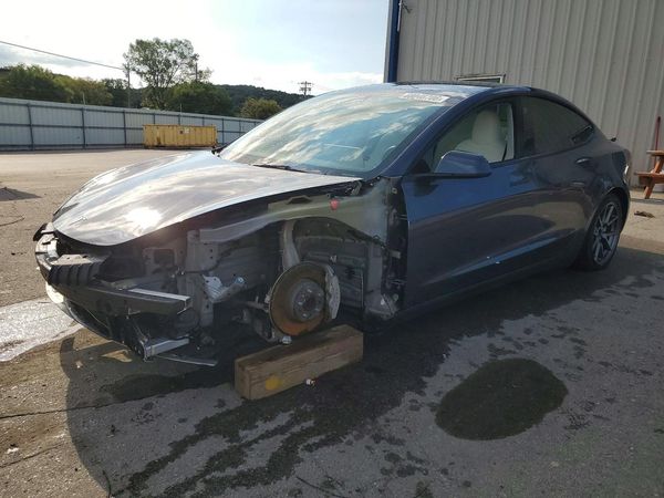 2023 TESLA MODEL 3 — Front 3/4