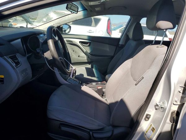 2013 HYUNDAI ELANTRA