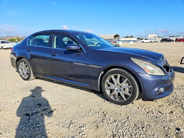 2012 INFINITI G37