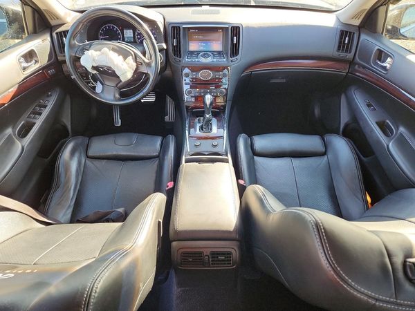 2012 INFINITI G37