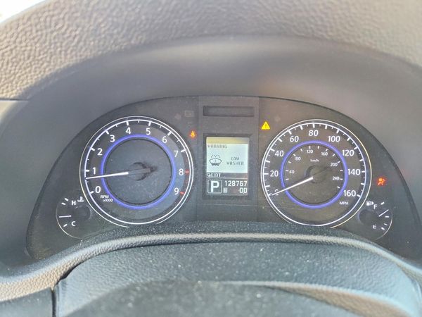 2012 INFINITI G37