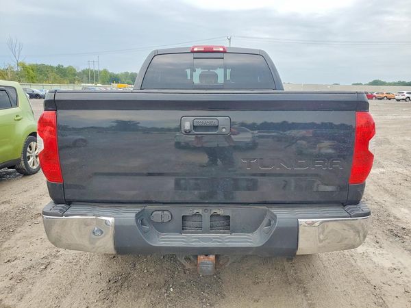 2015 TOYOTA TUNDRA
