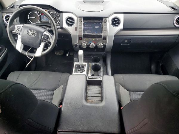 2015 TOYOTA TUNDRA
