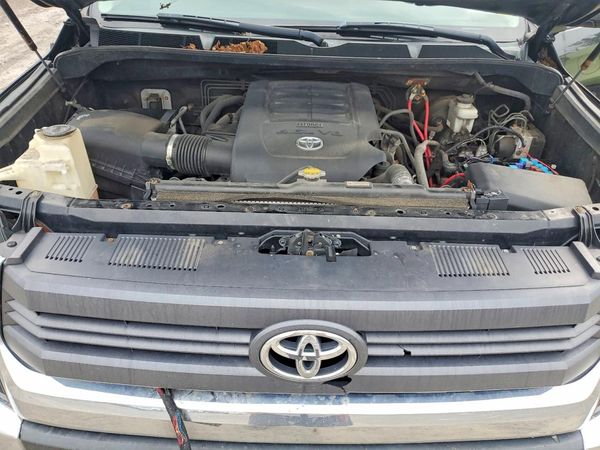 2015 TOYOTA TUNDRA