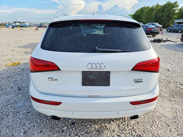 2017 AUDI Q5 quattro Premium