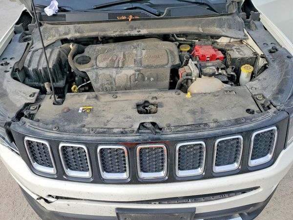 2019 JEEP COMPASS Limited — Engine bay