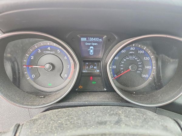 2013 HYUNDAI ELANTRA
