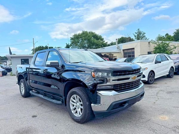 2020 CHEVROLET SILVERADO LT