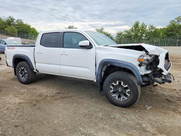 2016 TOYOTA TACOMA