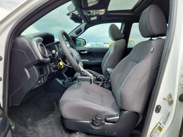 2016 TOYOTA TACOMA