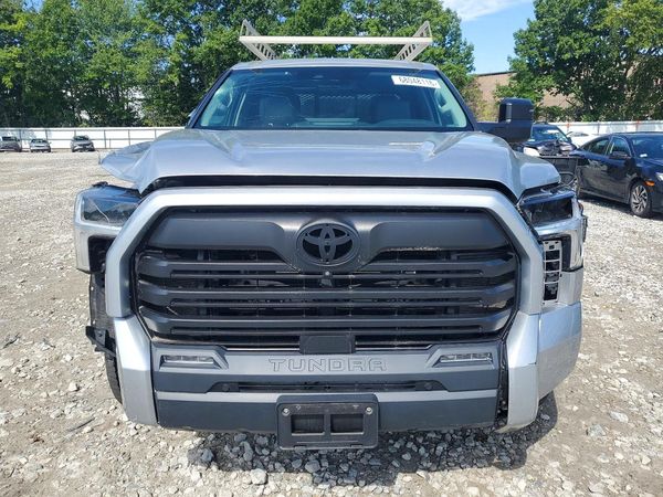 2022 TOYOTA TUNDRA