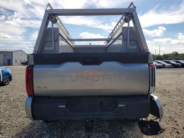 2022 TOYOTA TUNDRA