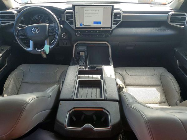 2022 TOYOTA TUNDRA