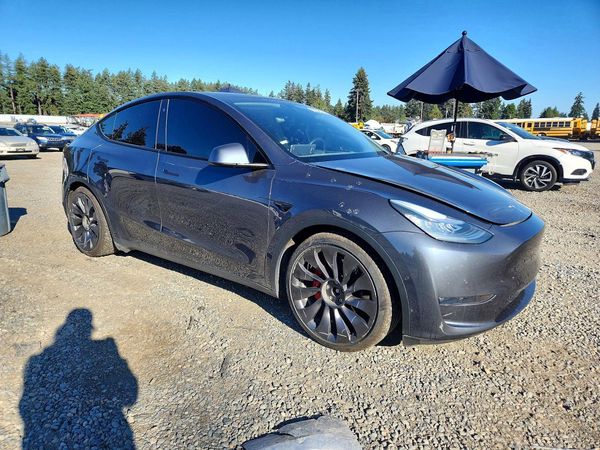 2020 TESLA MODEL Y