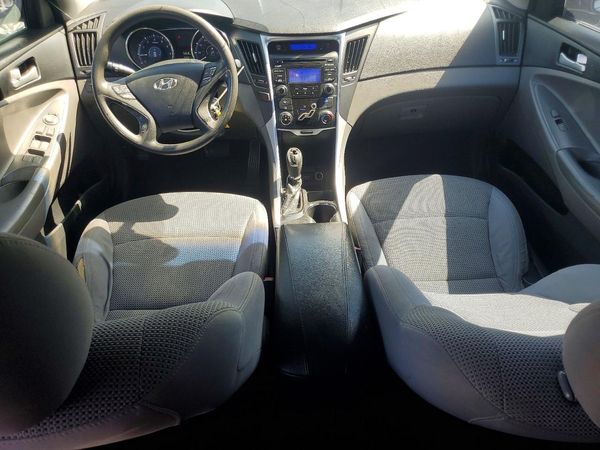 2013 HYUNDAI SONATA GLS/ GLS Popular