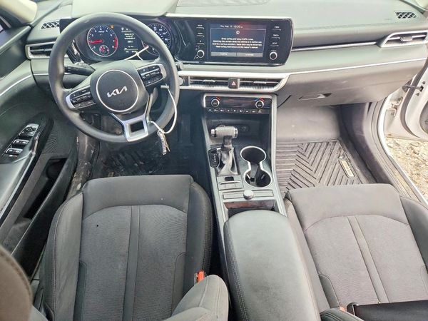 2022 KIA K5