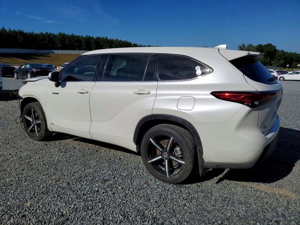 2020 TOYOTA HIGHLANDER