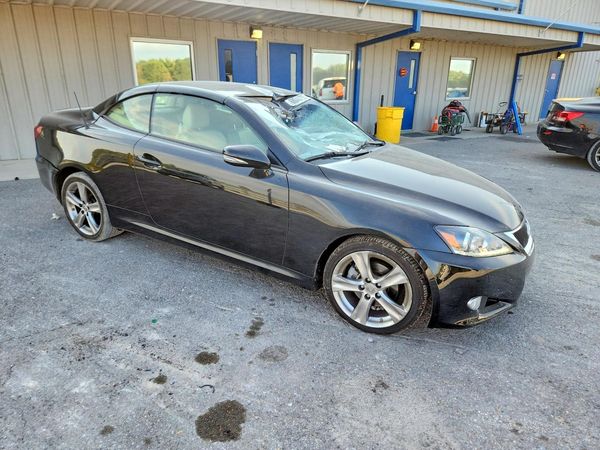 2013 LEXUS IS
