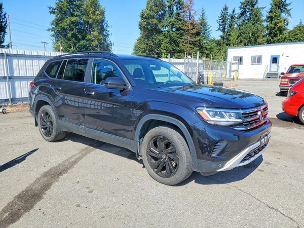 2022 VOLKSWAGEN ATLAS 4Motion SE w/ Tech