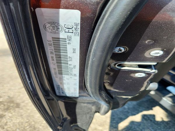 2017 RAM 1500 ST — VINS