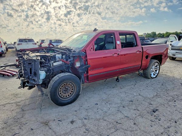 2018 CHEVROLET SILVERADO LTZ — Front 3/4