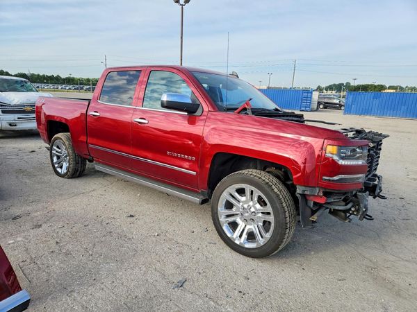 2018 CHEVROLET SILVERADO LTZ — Passenger 3/4