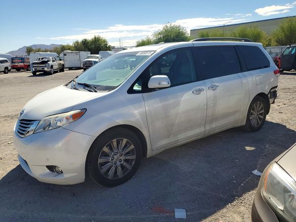 2014 TOYOTA SIENNA