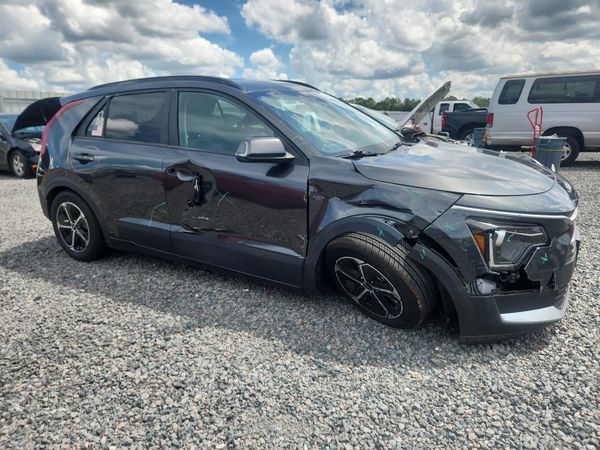 2023 KIA NIRO EX