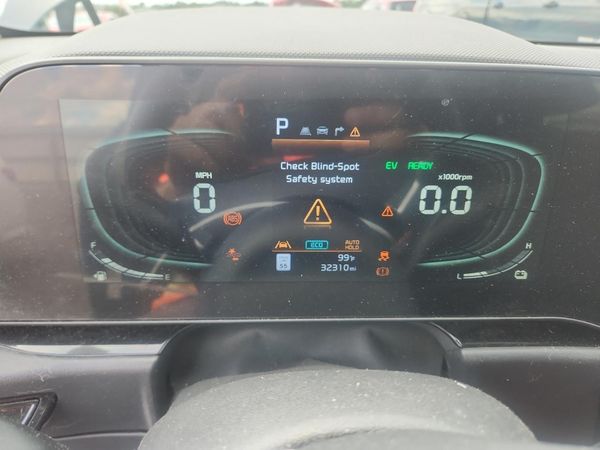 2023 KIA NIRO EX