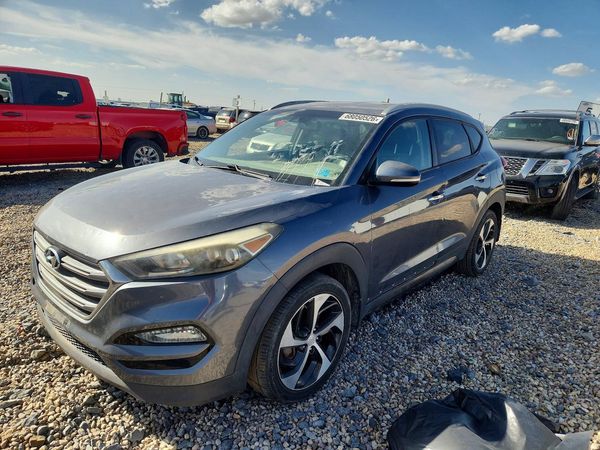 2016 HYUNDAI TUCSON — Front 3/4
