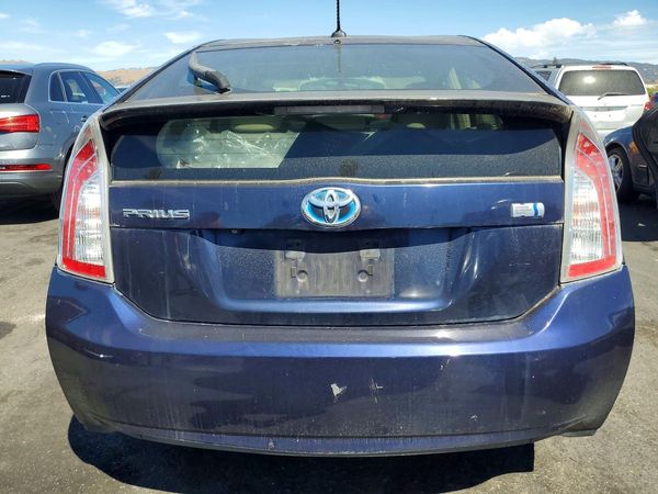 2013 TOYOTA PRIUS