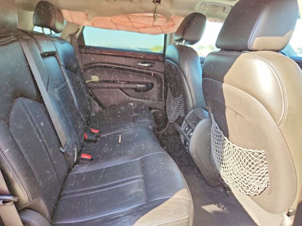 2016 CADILLAC SRX Luxury