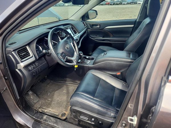 2019 TOYOTA HIGHLANDER
